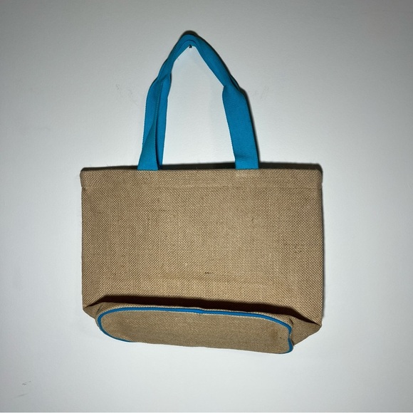 SIMPLY SOUTHERN Beach Pool Tote Bag Jute with Blue Sail Away Applique - Picture 2 of 10